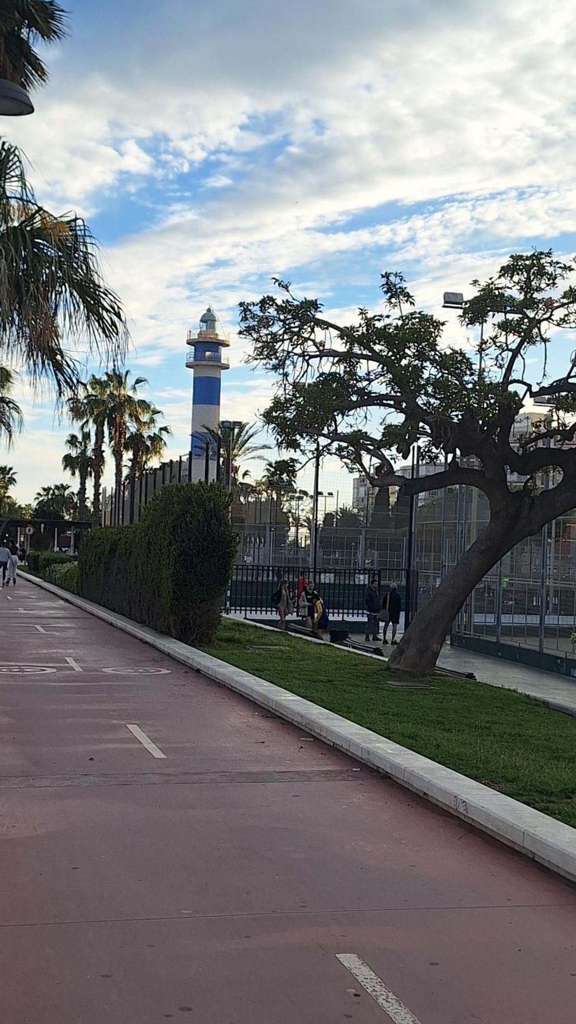 Estudio Amalfi Torre Del Mar Bagian luar foto